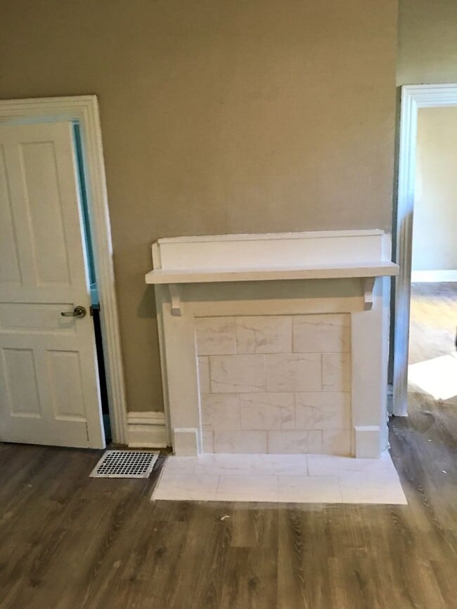 Building Photo - *** Amazing Apartment in Mt. Washington * ...