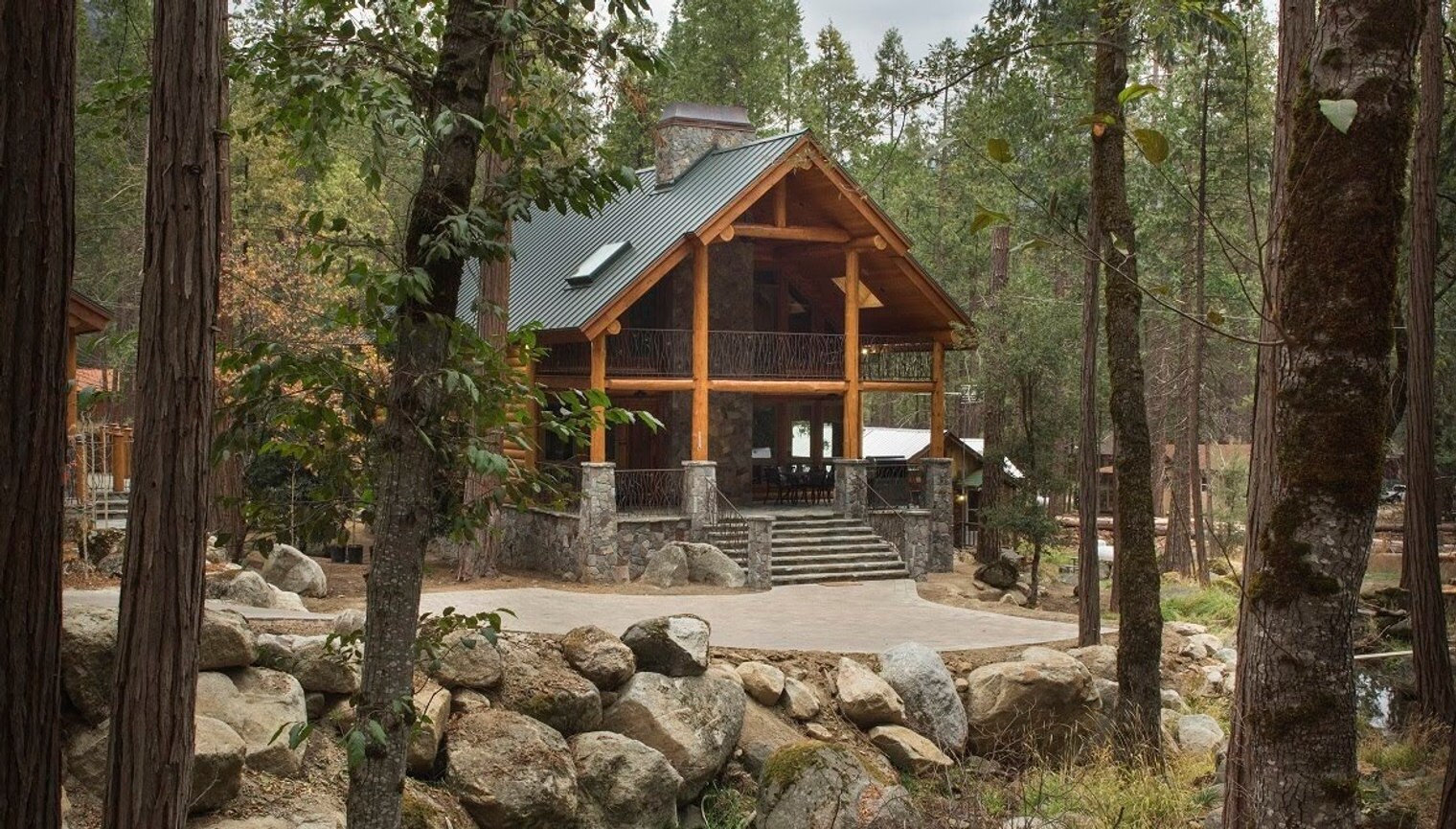 Building Photo - 2626 Mariposa Ave