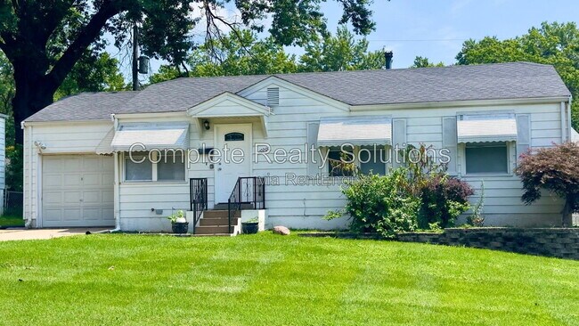 Building Photo - 10200 Tappan Dr