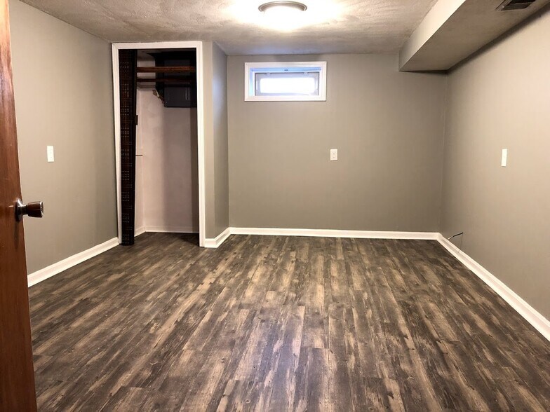 Downstairs bedroom - 7306 Tangelo Dr