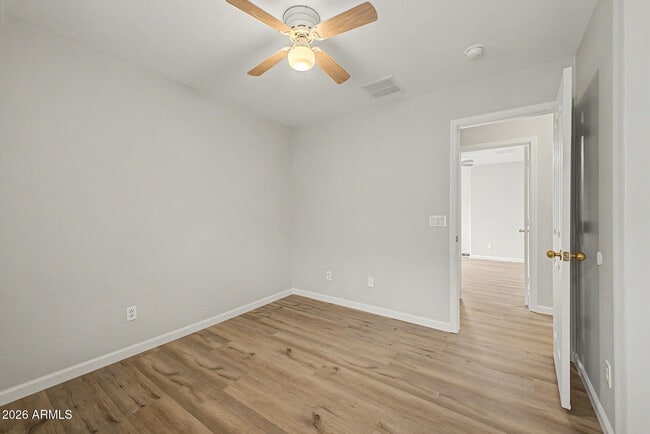 Building Photo - 2435 E Olivine Rd