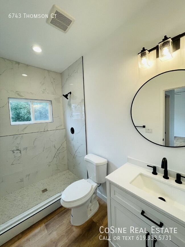 Building Photo - 6743 Thomson Ct