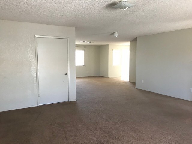 Building Photo - 11348 E 25th St