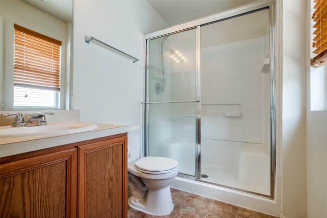 Building Photo - 23838 Pebworth Pl