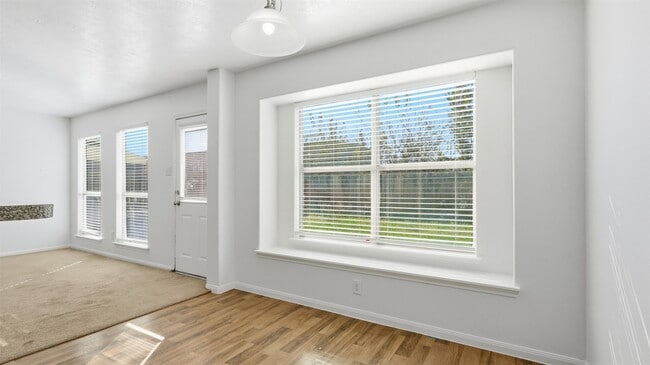 Building Photo - 9307 Dewberry Blossom Ln