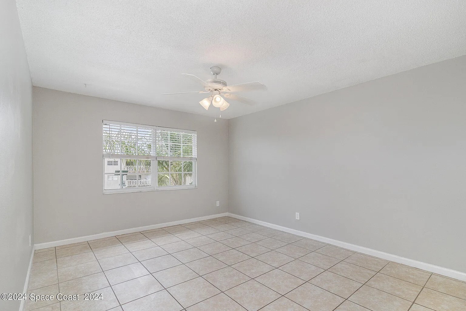 Living Room. - 230 Columbia Dr