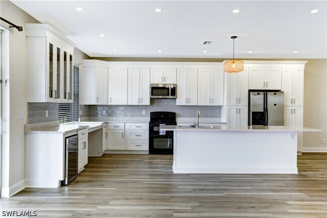 Building Photo - 14047 Danpark Loop