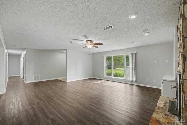 Building Photo - 2340 Tobie Dean Rd