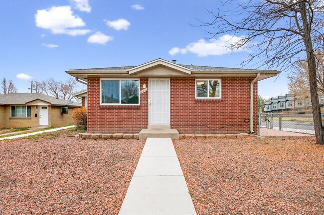 Primary Photo - Newly Remodelled 3-Bed, 2-Bath Home Near Sloan’s Lake