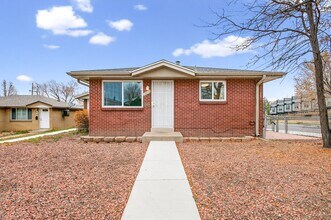 Building Photo - Newly Remodelled 3-Bed, 2-Bath Home Near Sloan’s Lake