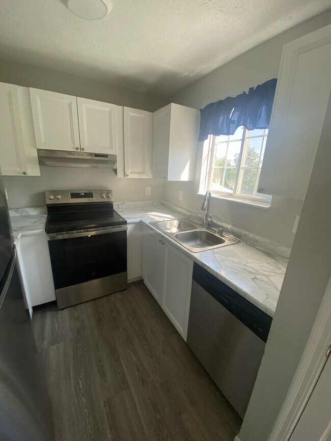 Building Photo - 2606 Crisnic Ct