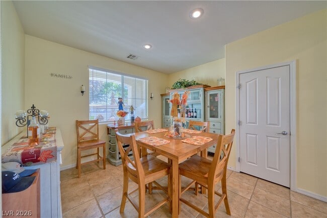 Building Photo - 5720 Al Fresco Ave