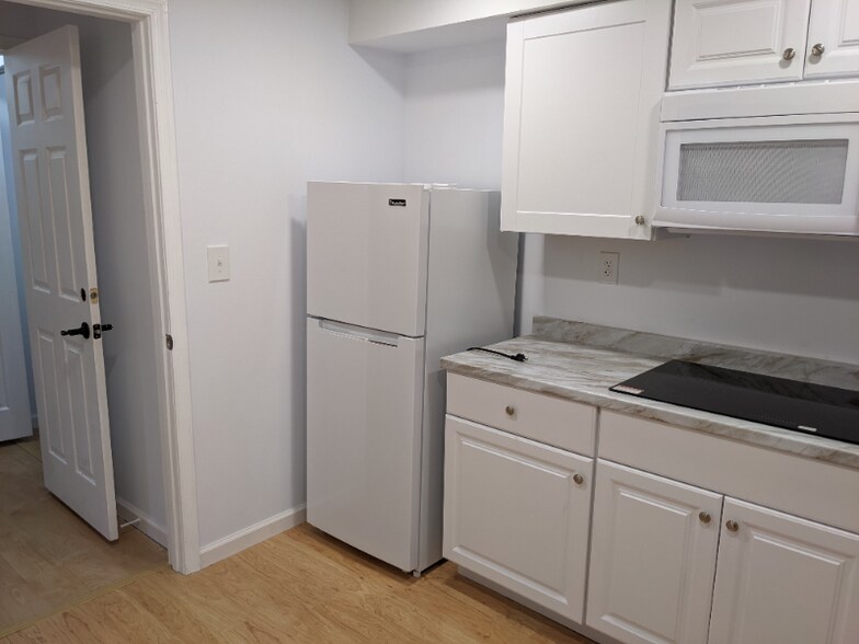 Building Photo - 5806 Bridgetown Ct