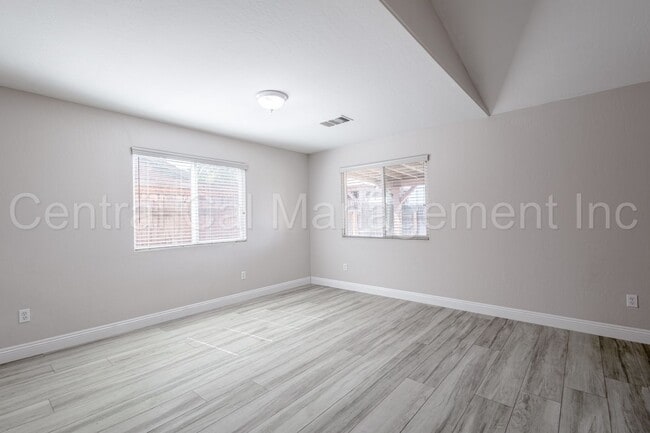 Building Photo - 4 Bedroom/2 Bath Home with Solar - $2695 p...