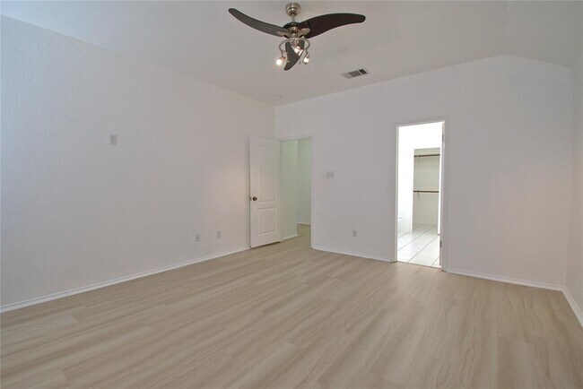 Building Photo - 1401 Haley Gray Dr