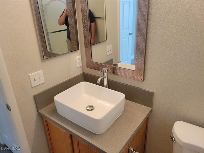 Building Photo - 2809 El Cubano Ct