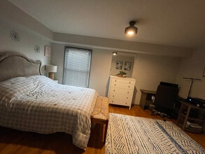 Building Photo - 9350 Canterbury Riding