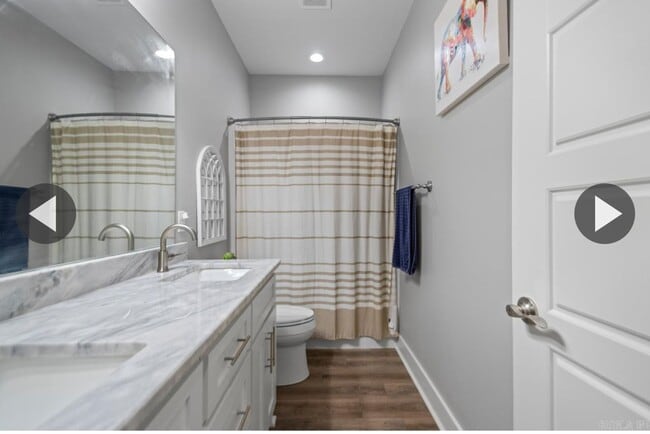 Building Photo - Gorgeous Home in Sherwood
