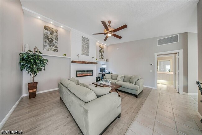 Building Photo - 4585 Pasadena Ct