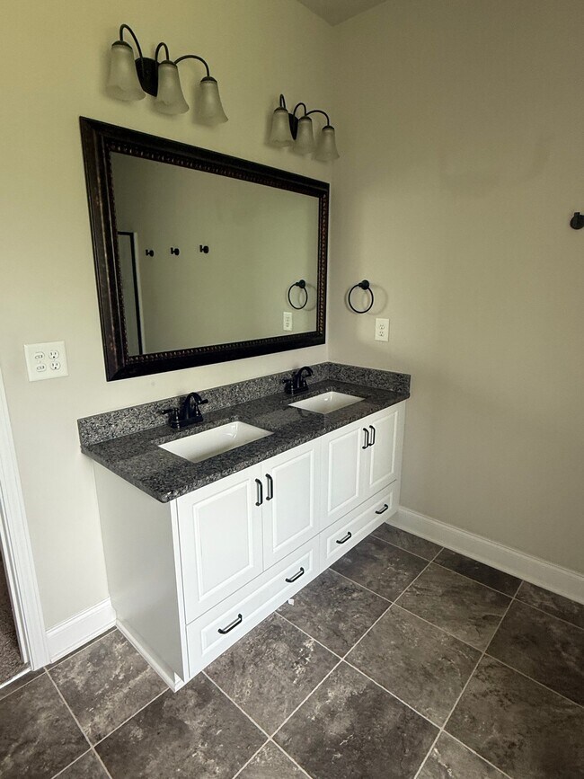 Building Photo - 1263 Gregory Landing Dr