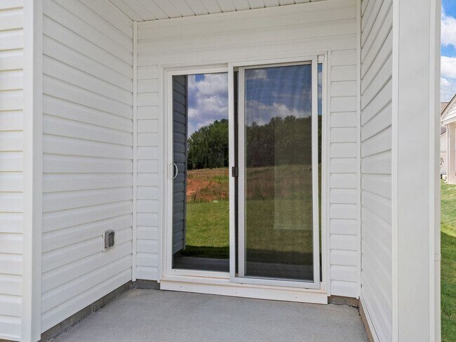 Building Photo - Newly contructed home in desirable Inman SC