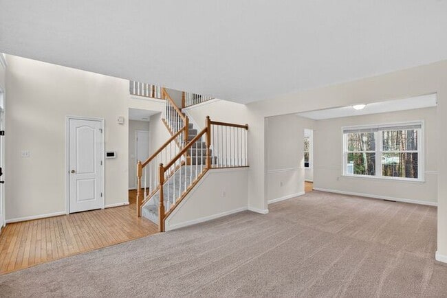 Building Photo - 47225 Schwartzkopf Dr