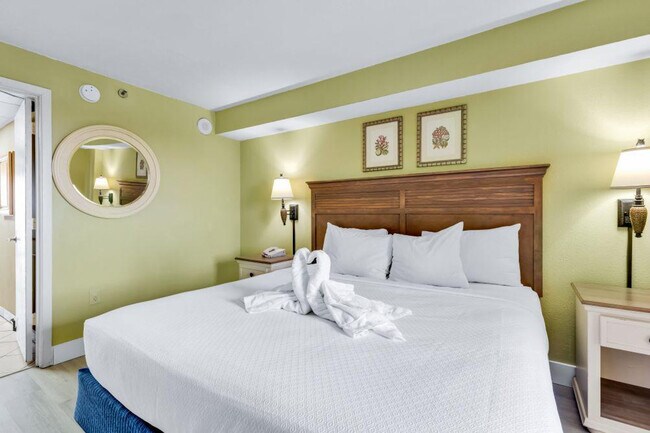 Building Photo - 3000 N Ocean Blvd