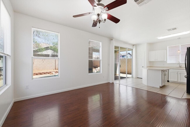 Building Photo - 13448 W Berridge Ln
