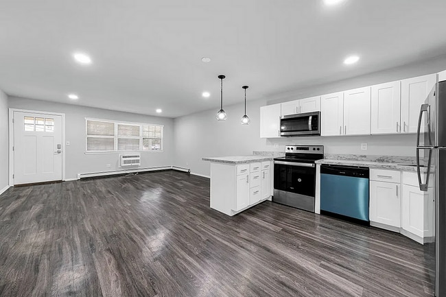 Building Photo - Zen Long Island at Oyster Bay 55+ Community