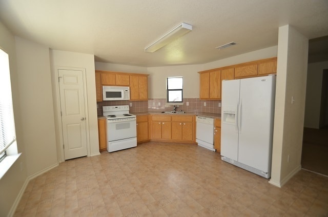 Building Photo - GREAT 3 BED/ 2 BATH HOME IN THE QUIET, MEADOWS - COPPERAS COVE