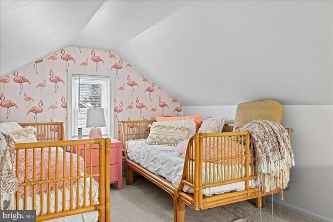 Building Photo - 208 N Lancaster Ave