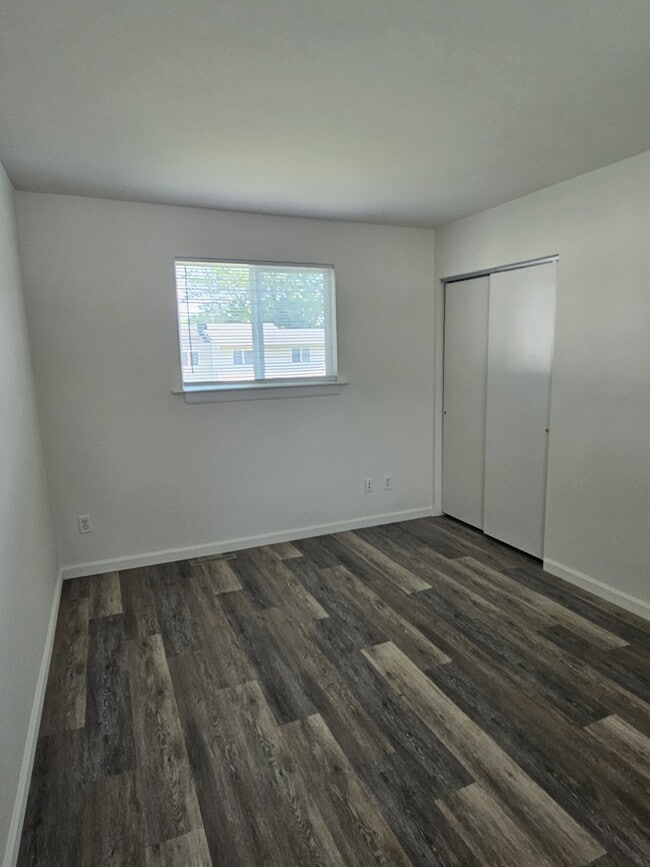 Building Photo - 46 Plover Cir