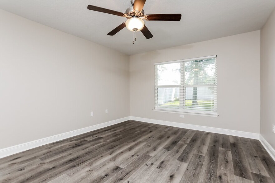 Building Photo - 2214 Angel Fish Loop