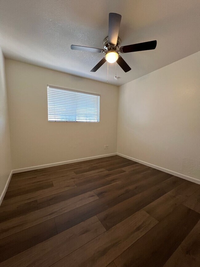 Primary Photo - Cozy 2 Bed, 1 Bath – Great Location, Great...