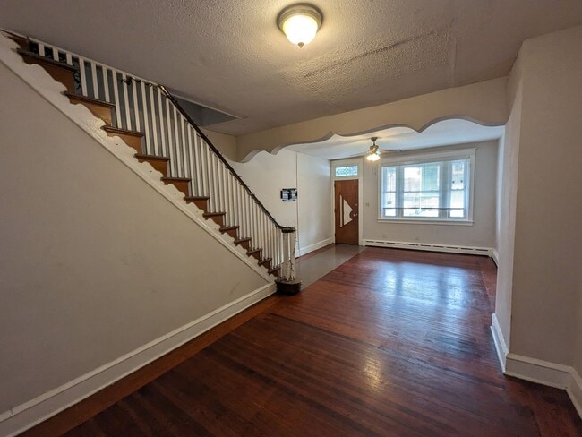 Building Photo - Large Home - Kingsessing