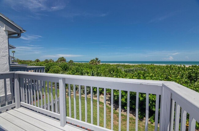 Building Photo - 1004 Ocean Park Ln