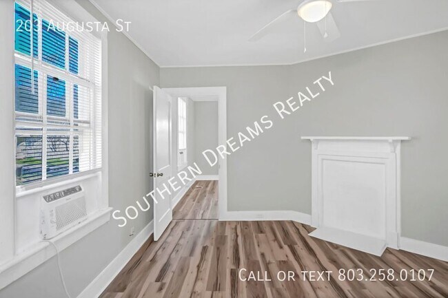 Building Photo - 203 Augusta St