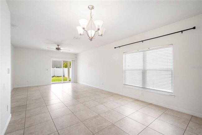 Building Photo - 14233 Poke Ridge Dr