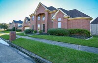 Building Photo - 4034 Glen Cove Dr
