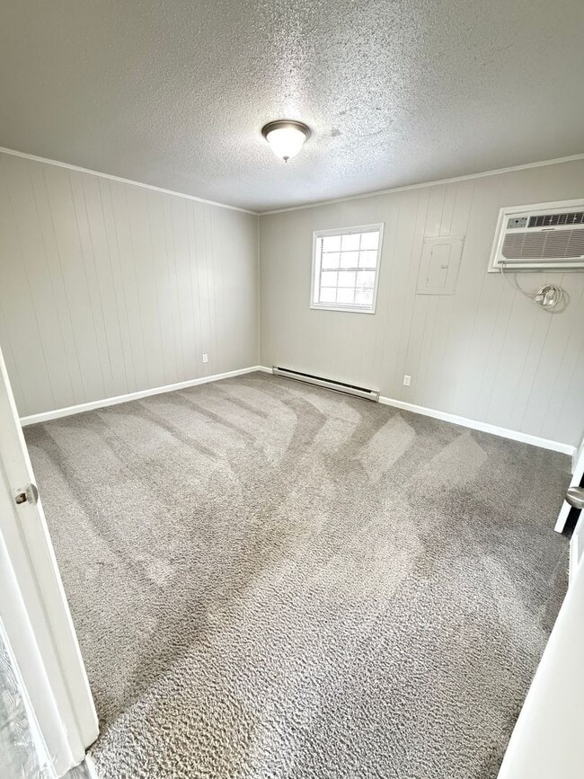 Building Photo - April Savings Are Here! Application Fee WAIVED ALL month!