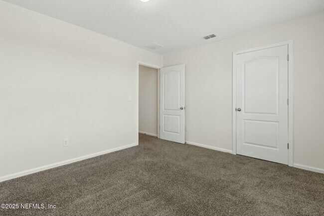 Building Photo - 254 Seville Pkwy