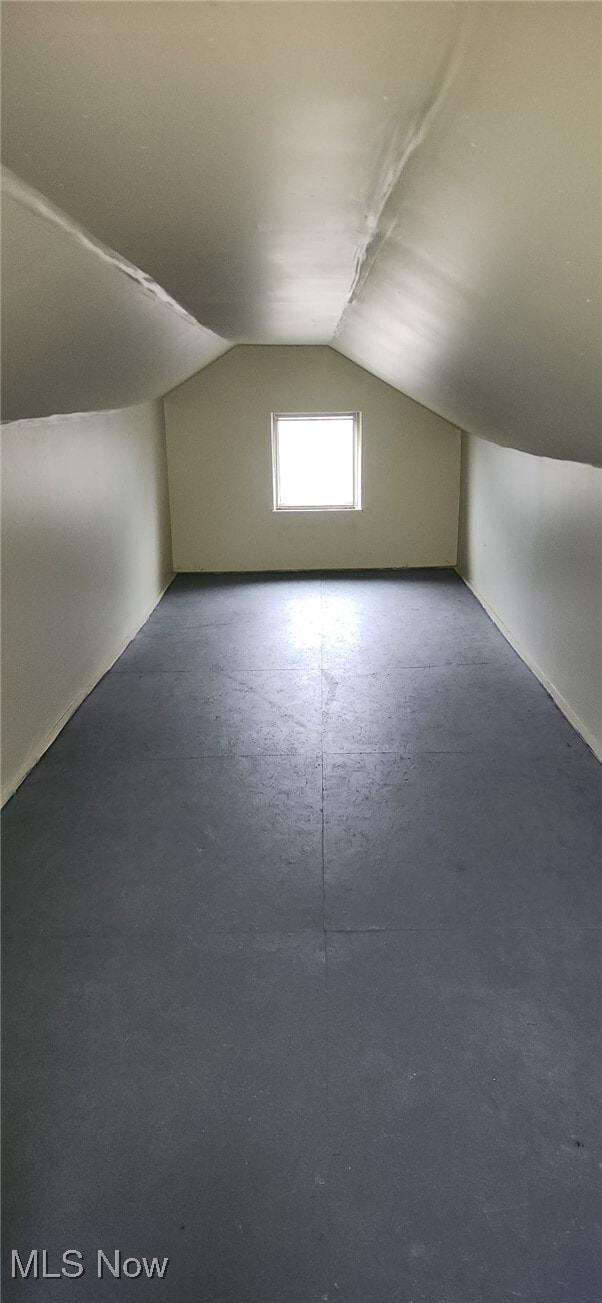 Building Photo - 920 Shehy St