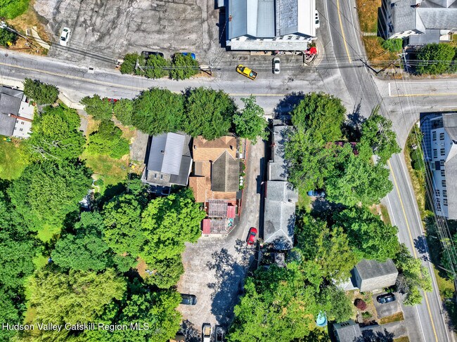 Building Photo - 3667 Rte 67