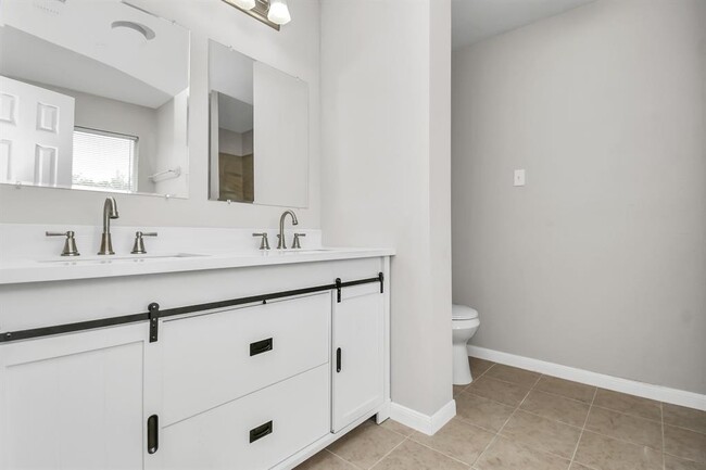 Building Photo - 4511 Coral Rose Ct