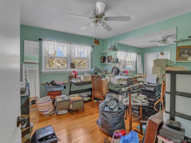 Building Photo - 6 Kenbar Rd