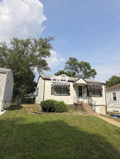 Building Photo - 7509 Calvin Ave