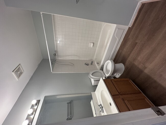 Building Photo - 22248 W Niagara Trail