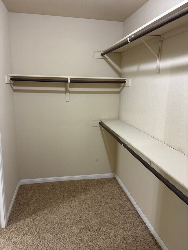 Building Photo - A Charming 3-Bedroom, 2-Bathroom Home Loca...