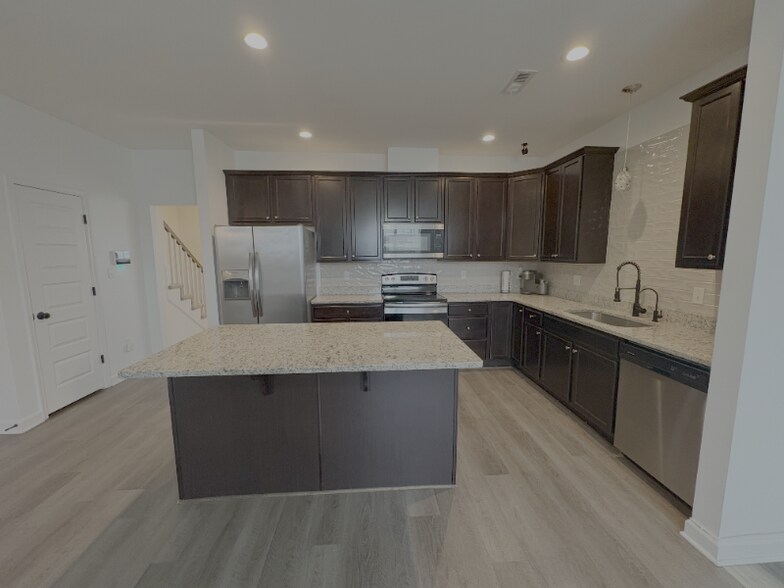 Building Photo - 2812 Church St