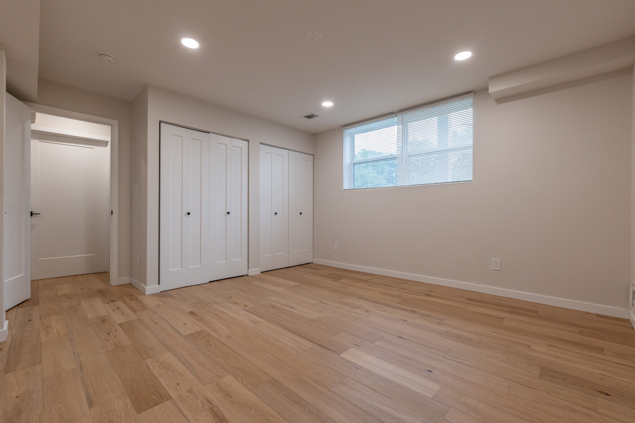 Building Photo - 8321 Raymond Ln